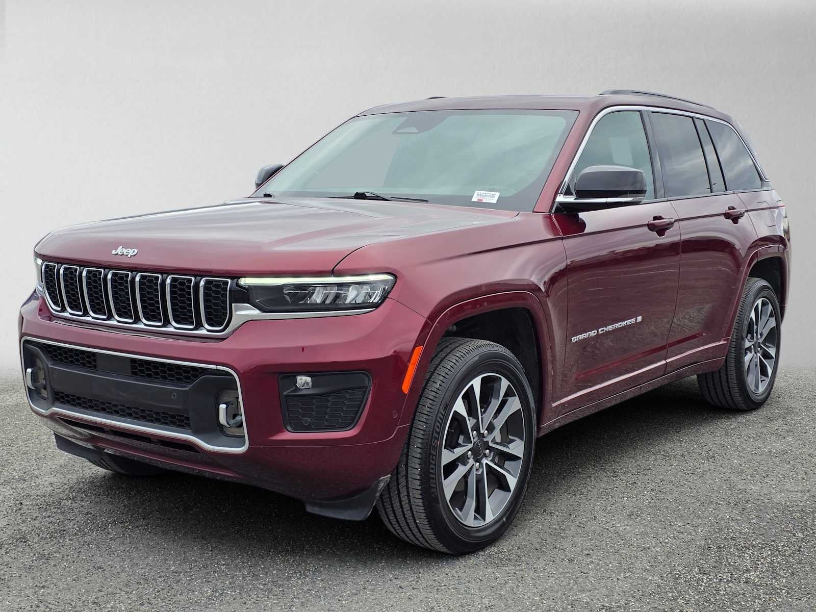 2025 Jeep Grand Cherokee Overland 4x4