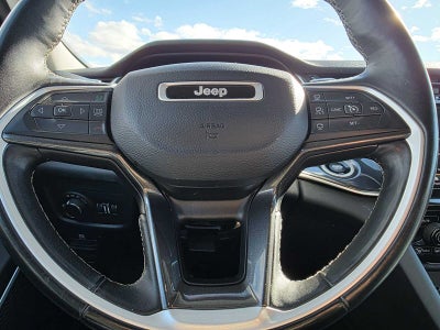 2022 Jeep Grand Cherokee L Laredo 4x4