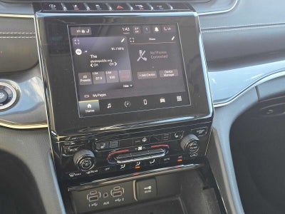 2022 Jeep Grand Cherokee L Laredo 4x4