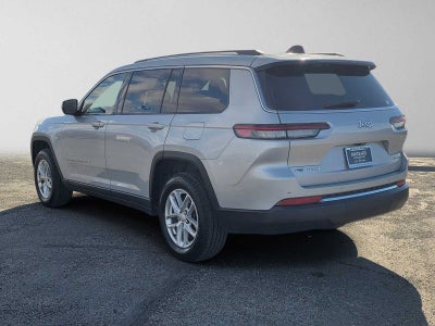 2022 Jeep Grand Cherokee L Laredo 4x4