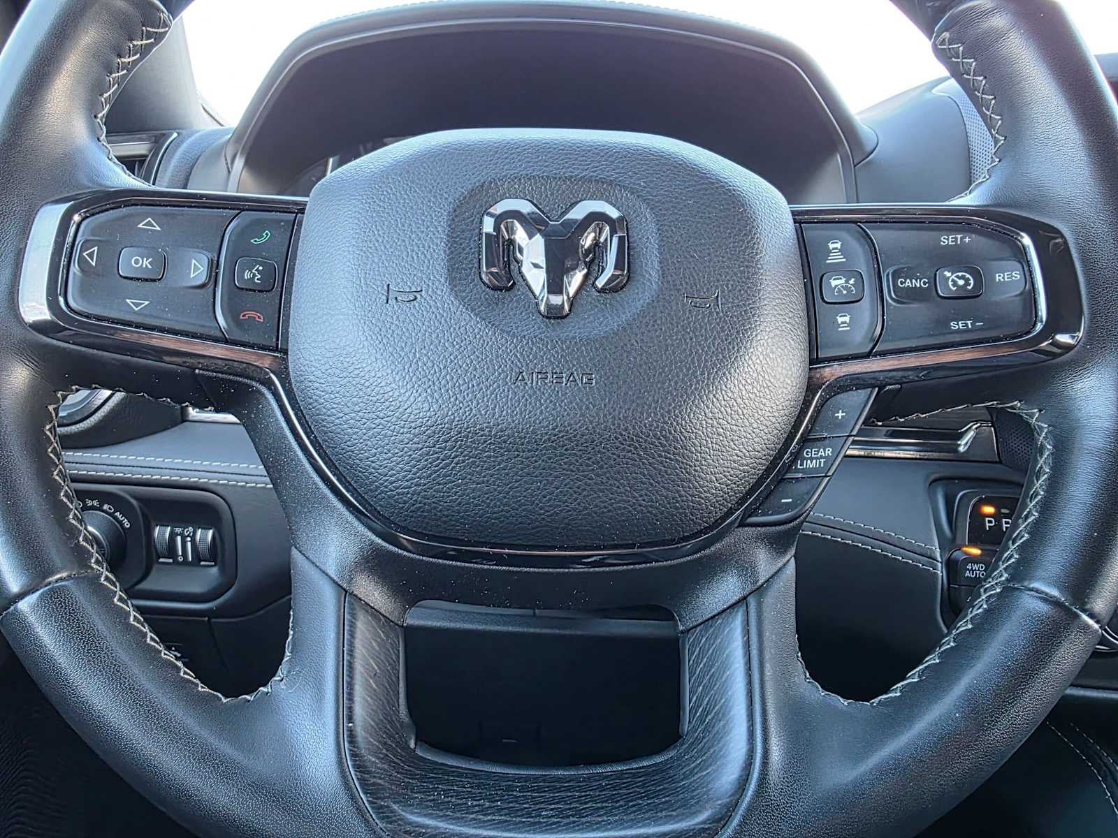 2022 RAM 1500 Limited Crew Cab 4x4 5'7" Box