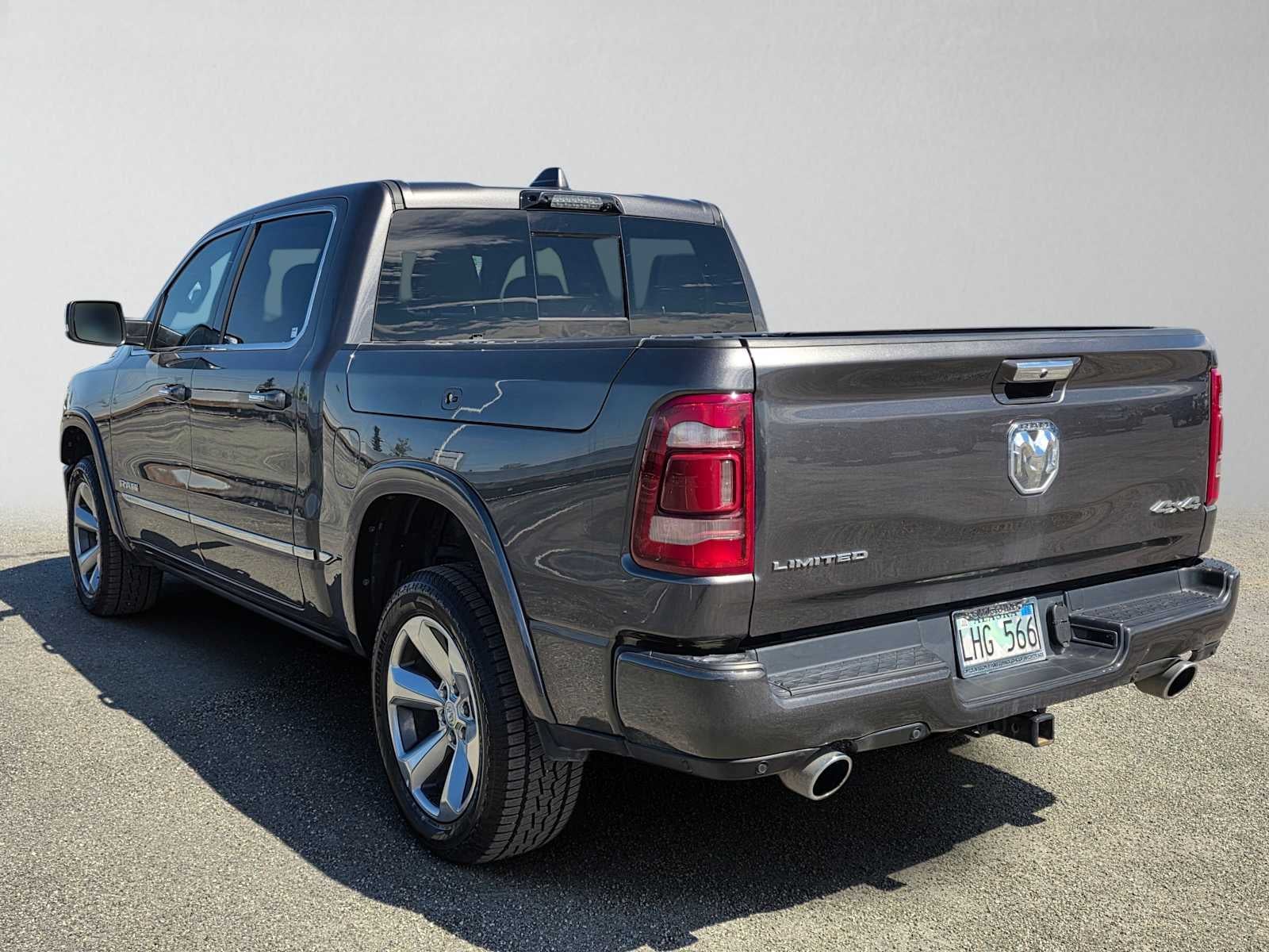 2022 RAM 1500 Limited Crew Cab 4x4 5'7" Box