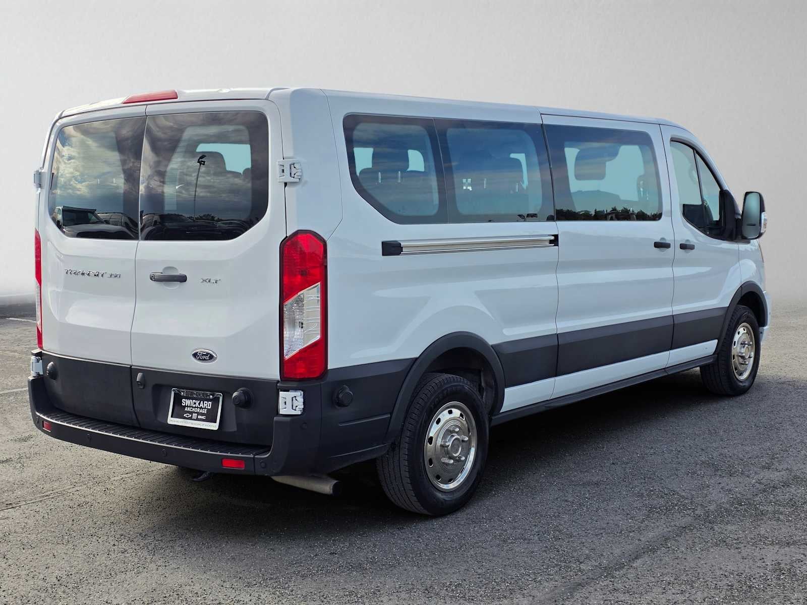 2024 Ford Transit Passenger Wagon XL