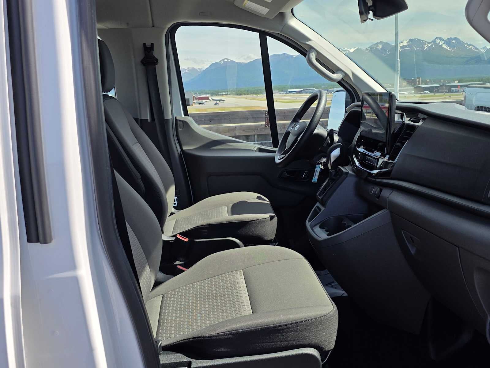 2024 Ford Transit Passenger Wagon XL