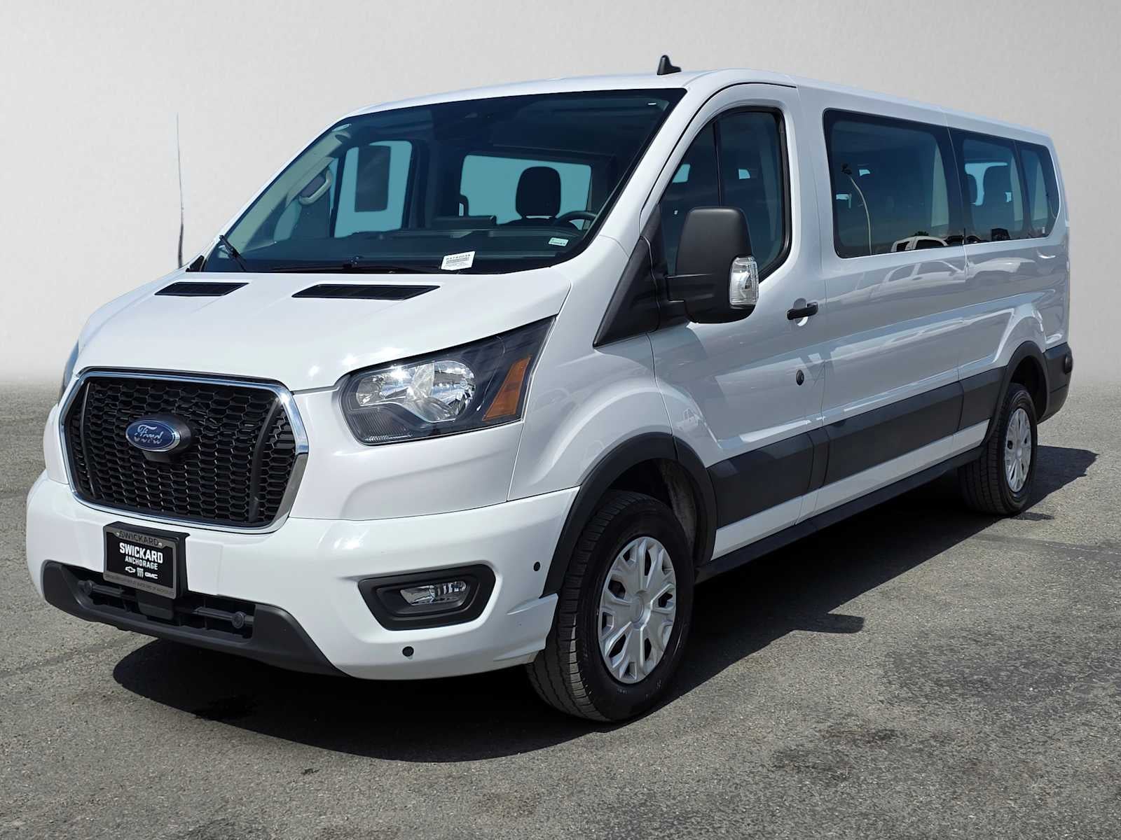 2024 Ford Transit Passenger Wagon XL