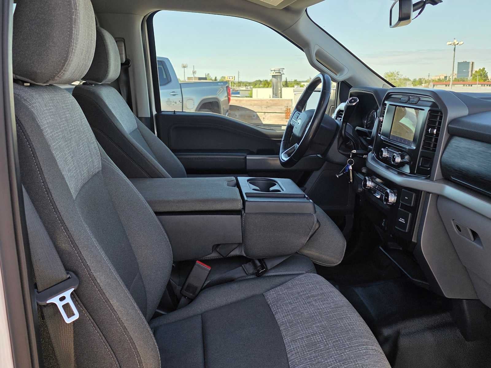 2022 Ford F-150 XLT - Photo 11
