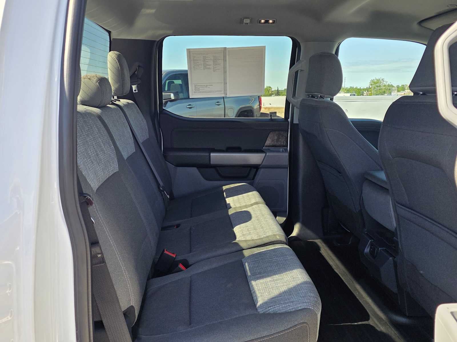 2022 Ford F-150 XLT - Photo 12