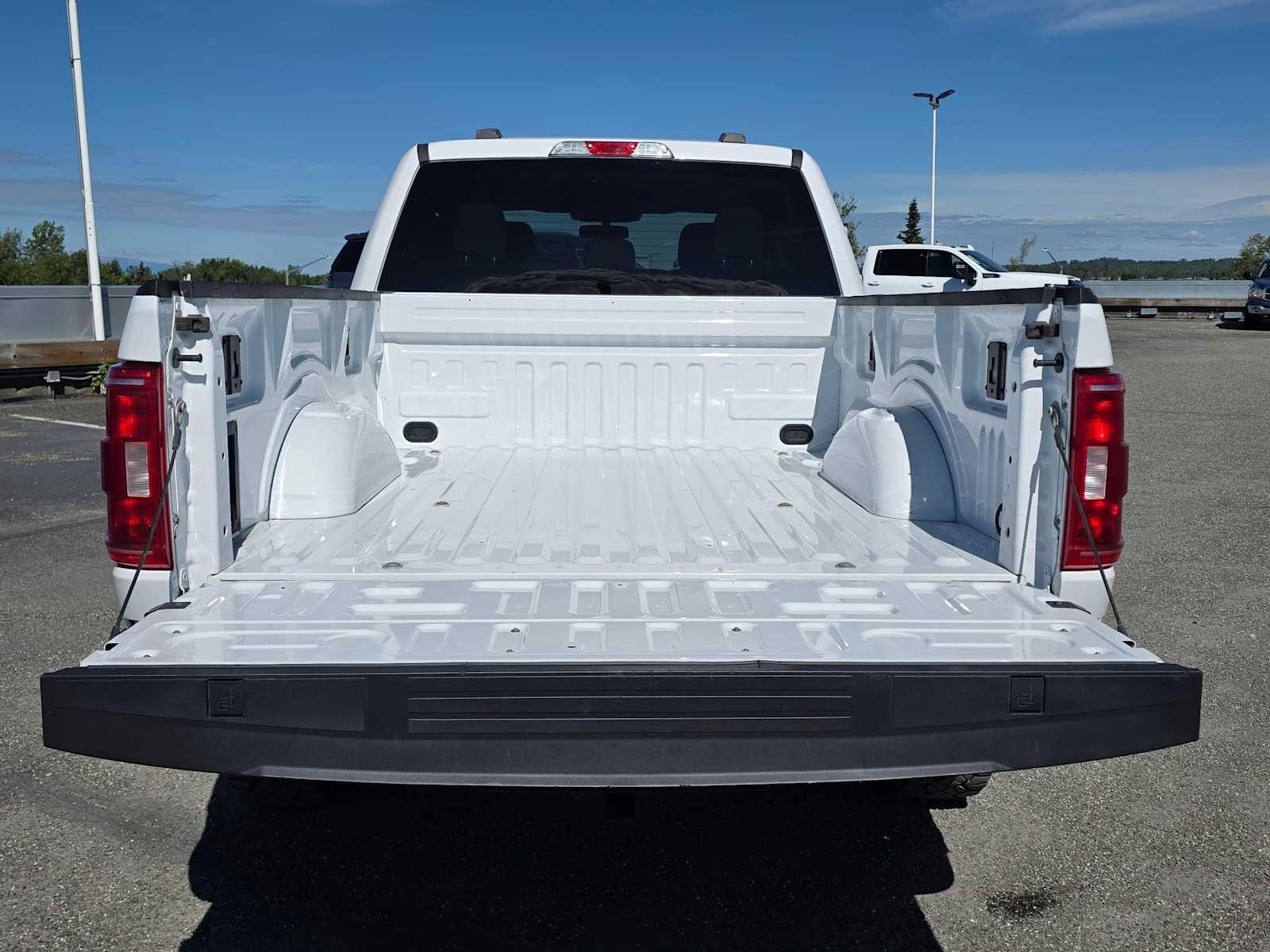 2022 Ford F-150 XLT - Photo 13