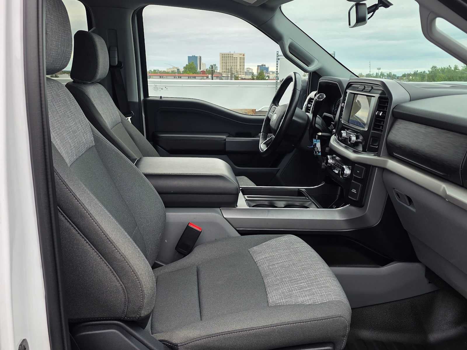 2022 Ford F-150 XLT - Photo 11