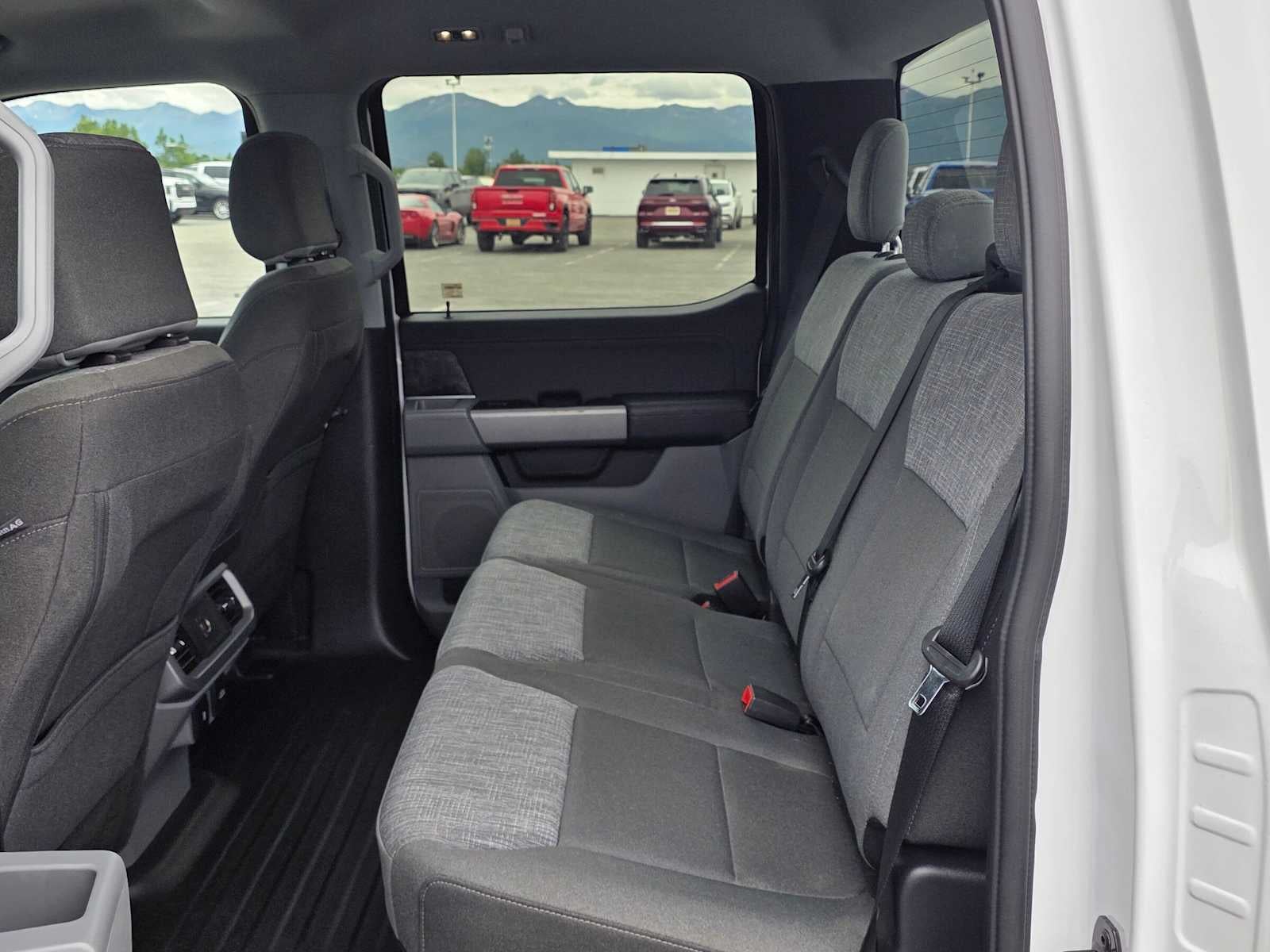 2022 Ford F-150 XLT - Photo 16
