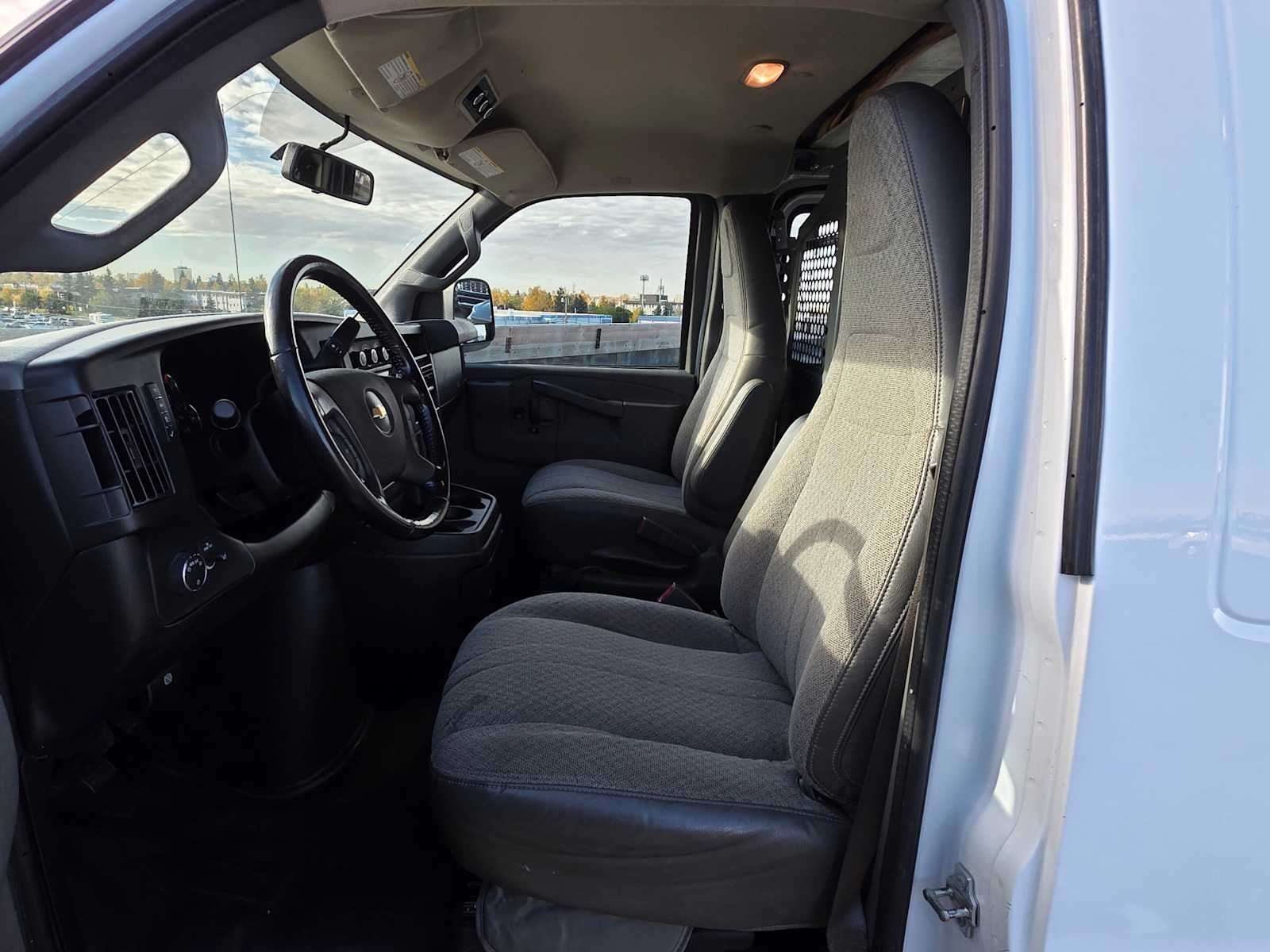 2020 Chevrolet Express Cargo 3500 RWD 3500 Extended Wheelbase WT