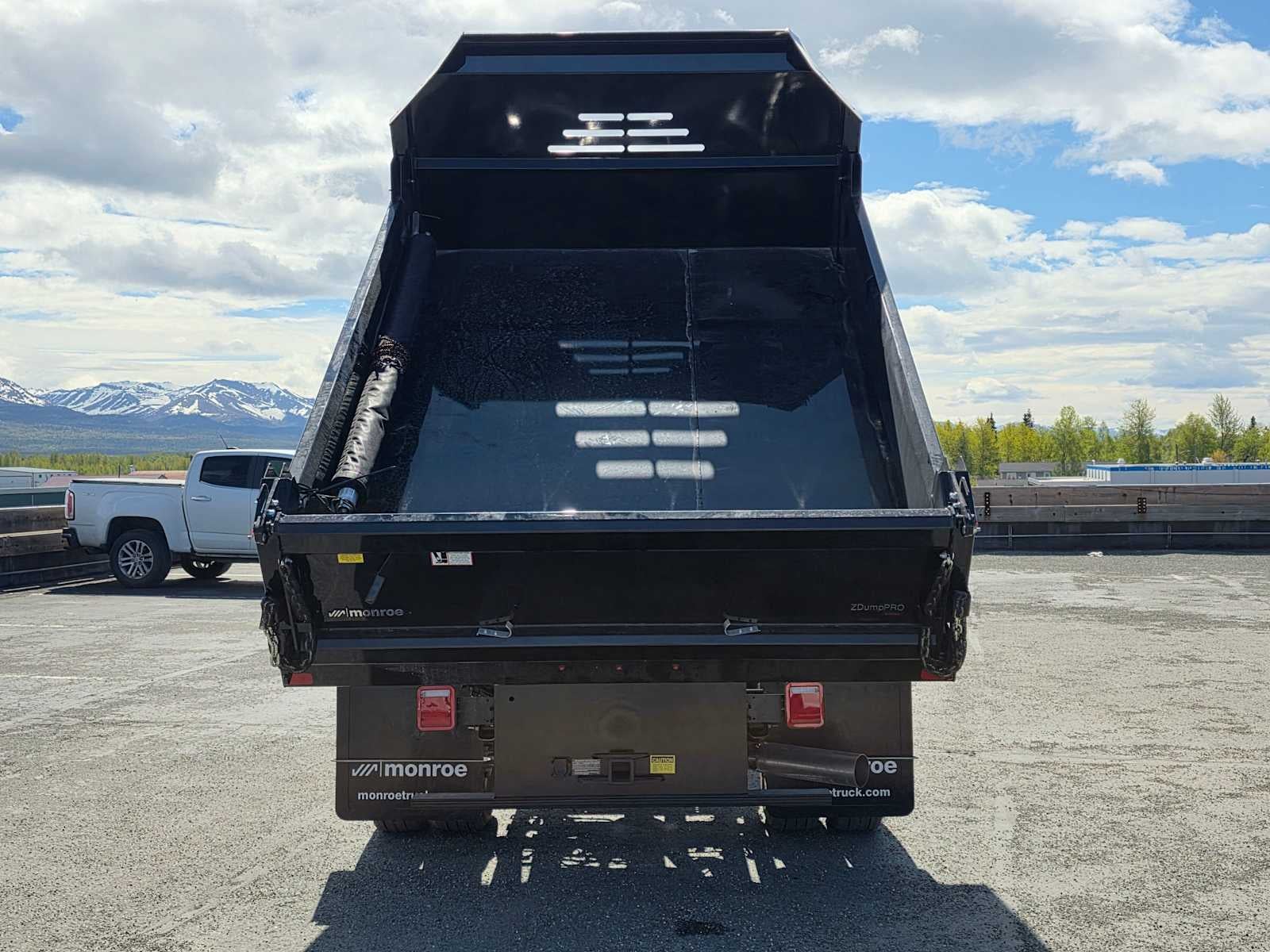 2026 GMC Sierra 3500 HD Chassis Cab Pro
