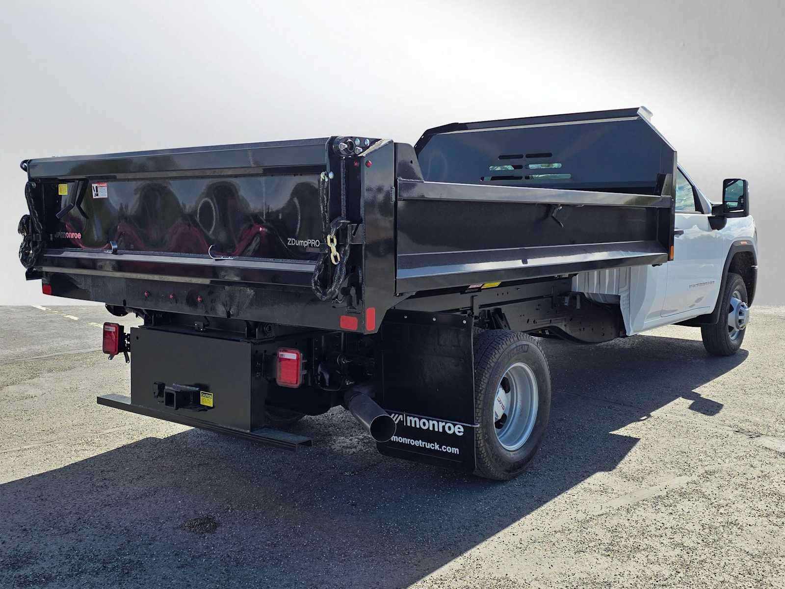 2026 GMC Sierra 3500 HD Chassis Cab Pro