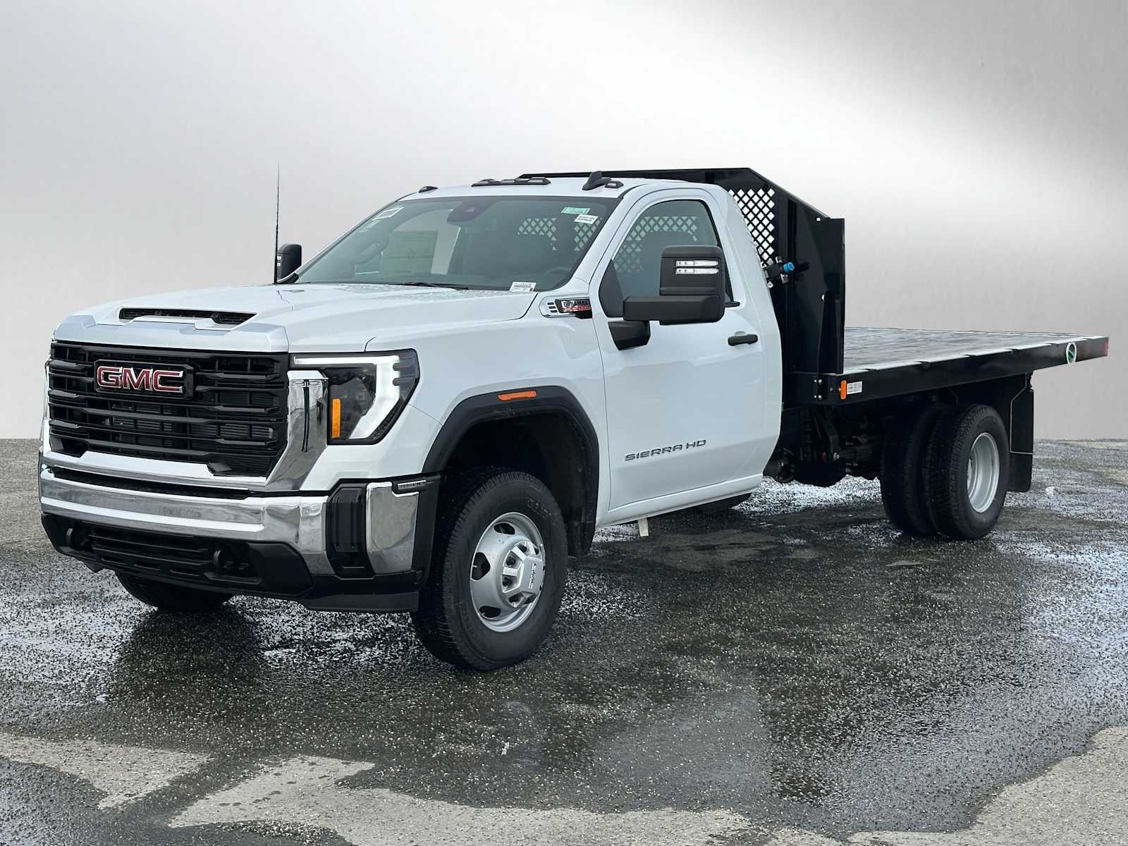 2026 GMC Sierra 3500 HD Chassis Cab Pro