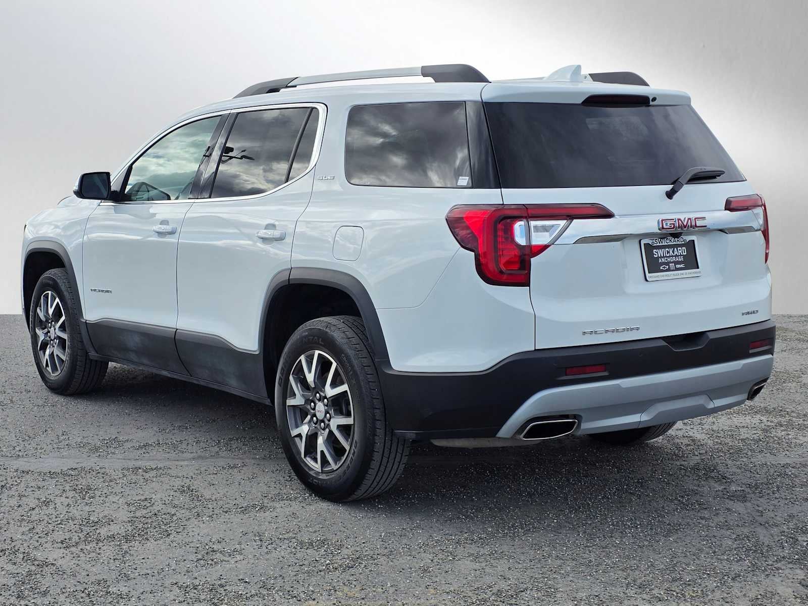 2022 GMC Acadia SLE
