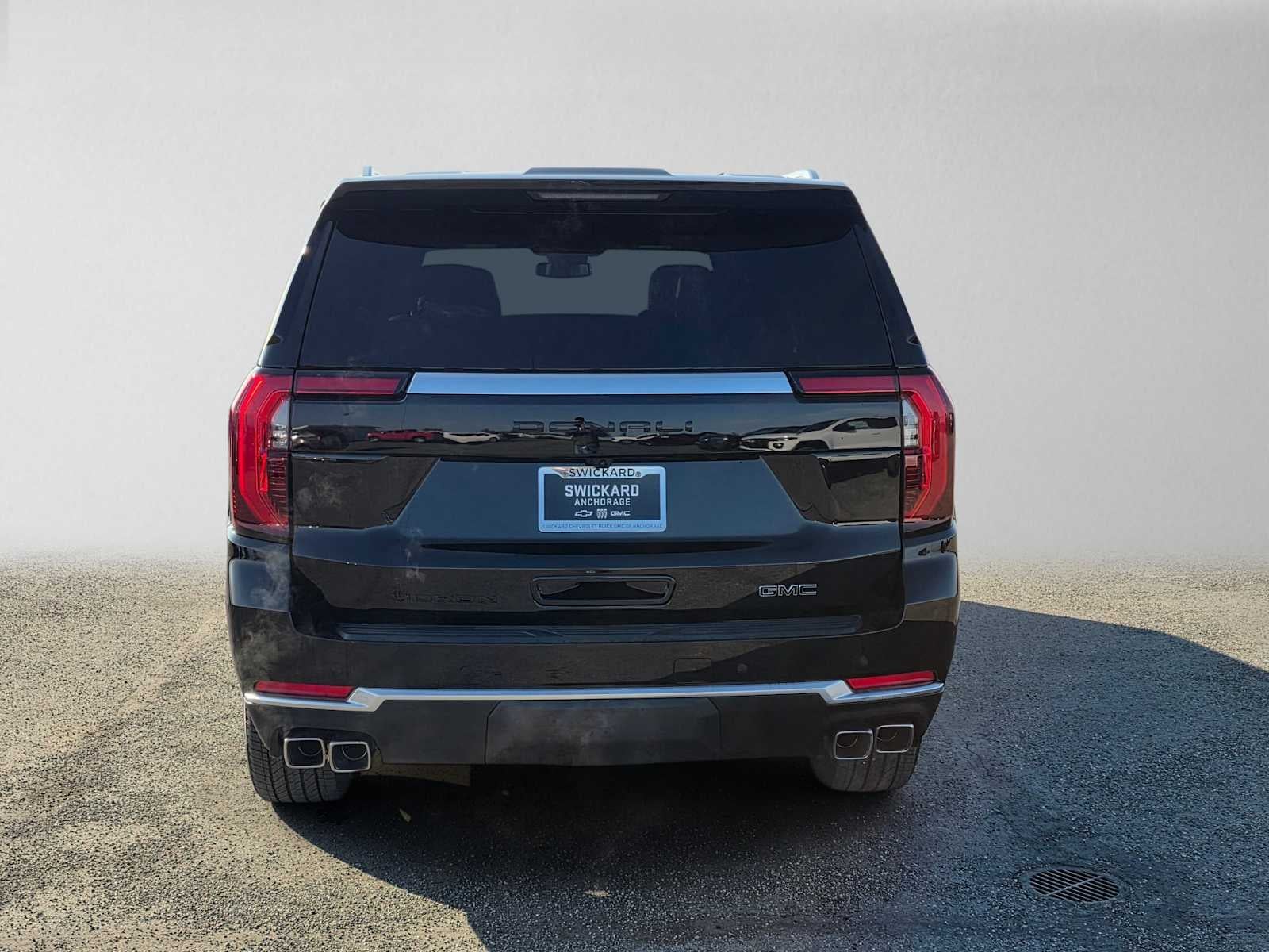 2026 GMC Yukon XL Denali - Photo 4