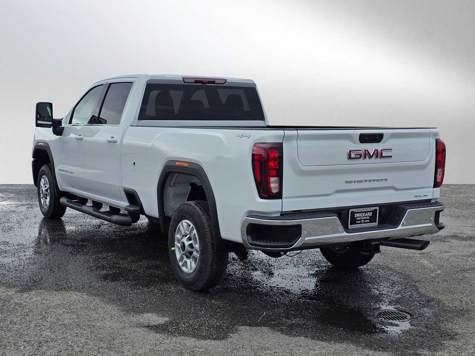 2026 GMC Sierra 2500 HD SLE