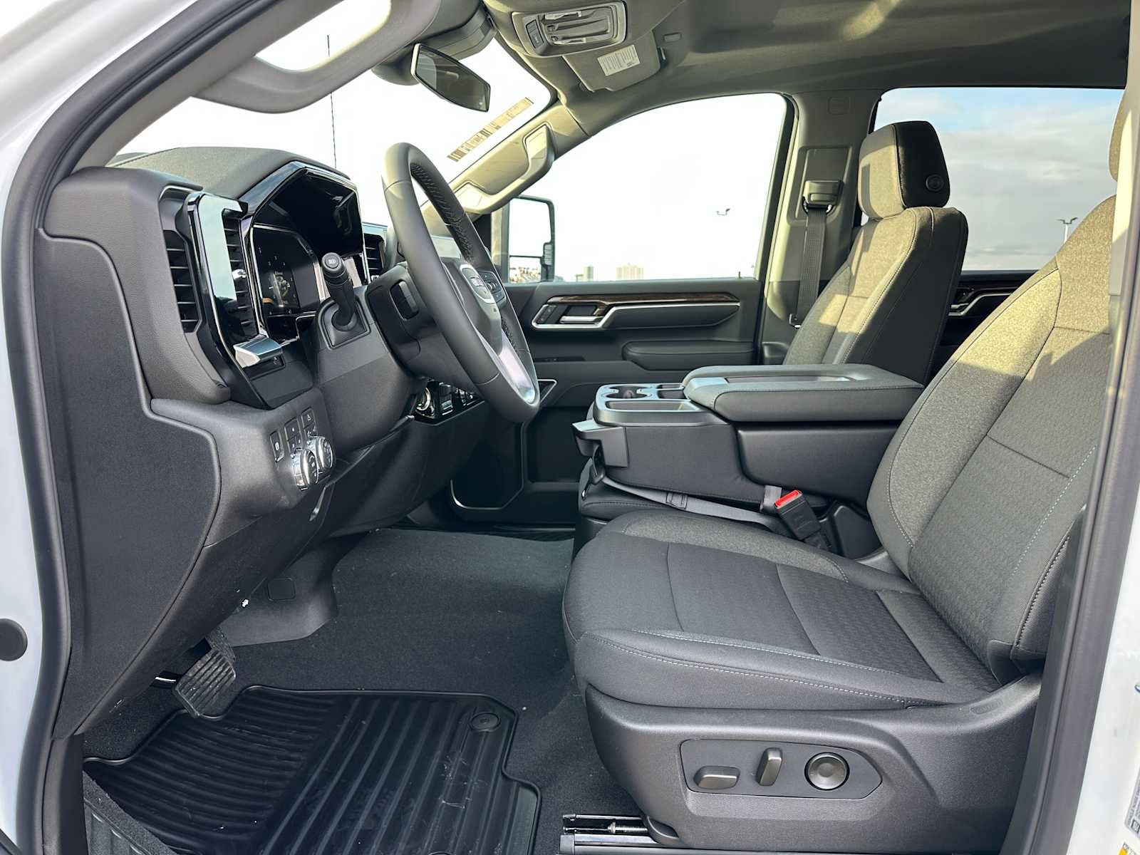 2026 GMC Sierra 3500 HD SLE DRW