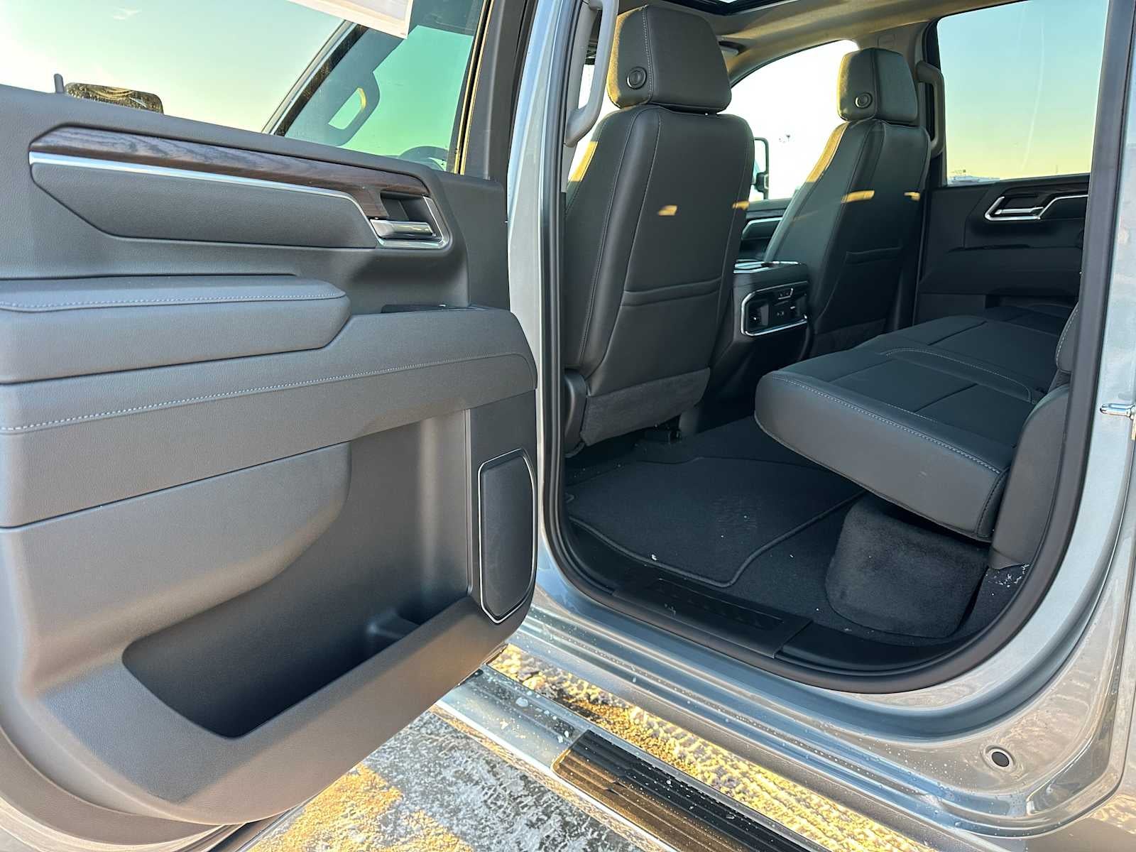 2026 GMC Sierra 3500 HD SLT