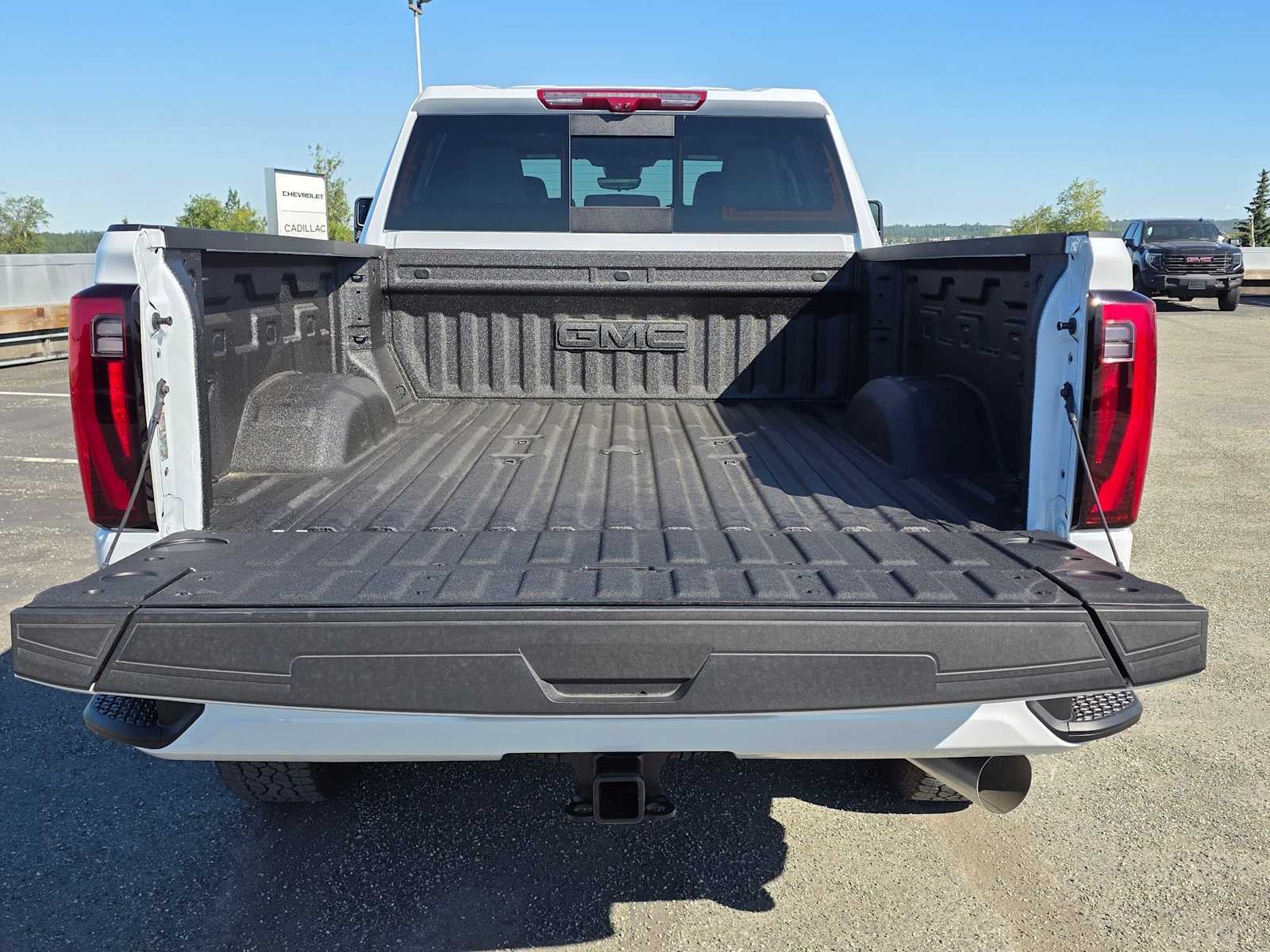 2026 GMC Sierra 3500HD Denali - Photo 13
