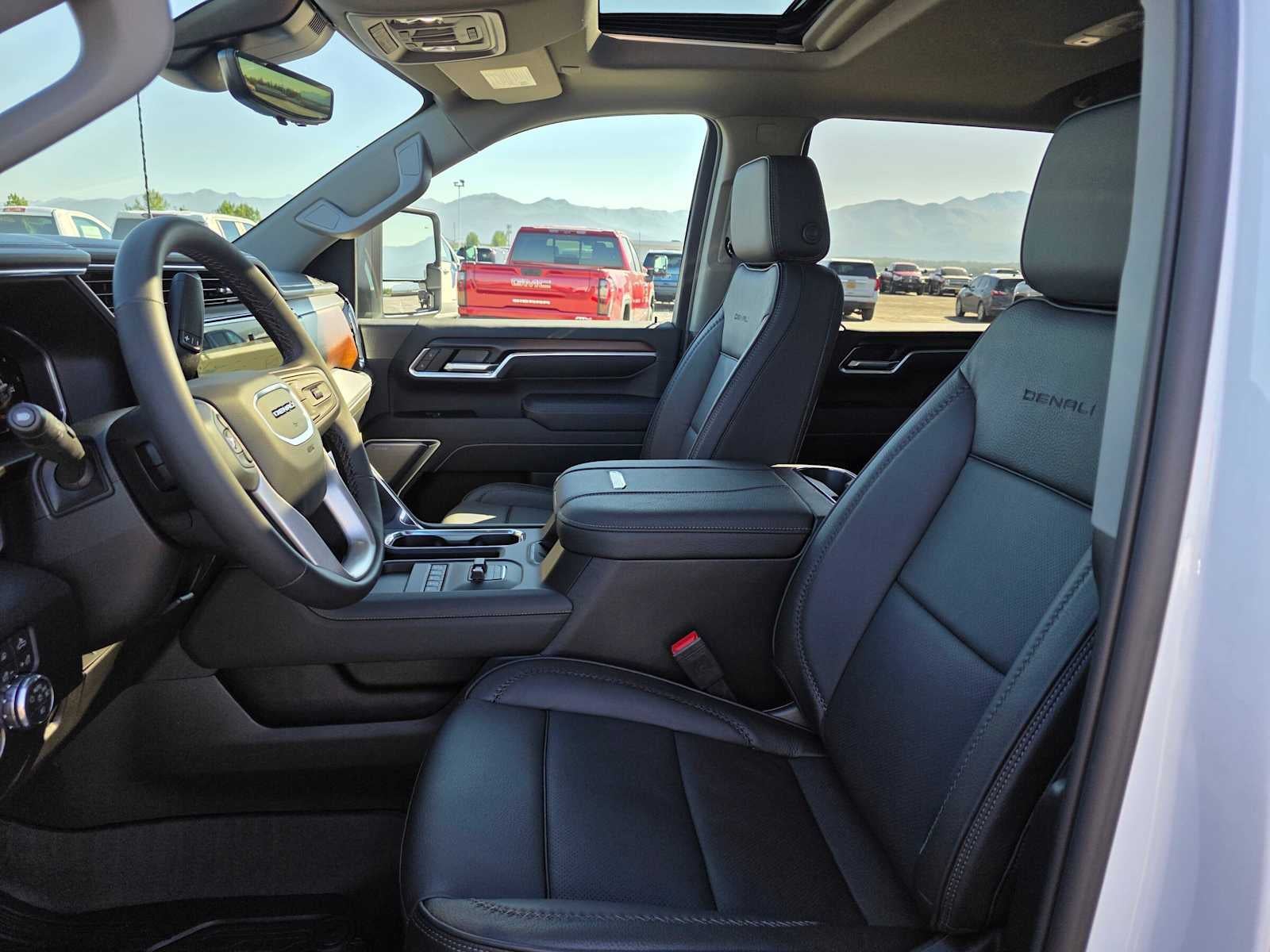 2026 GMC Sierra 3500HD Denali - Photo 20