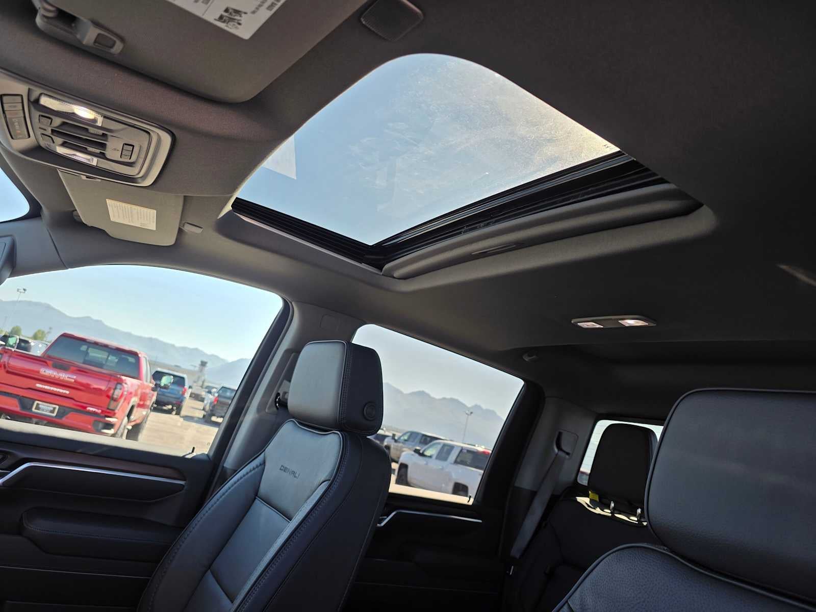 2026 GMC Sierra 3500HD Denali - Photo 22