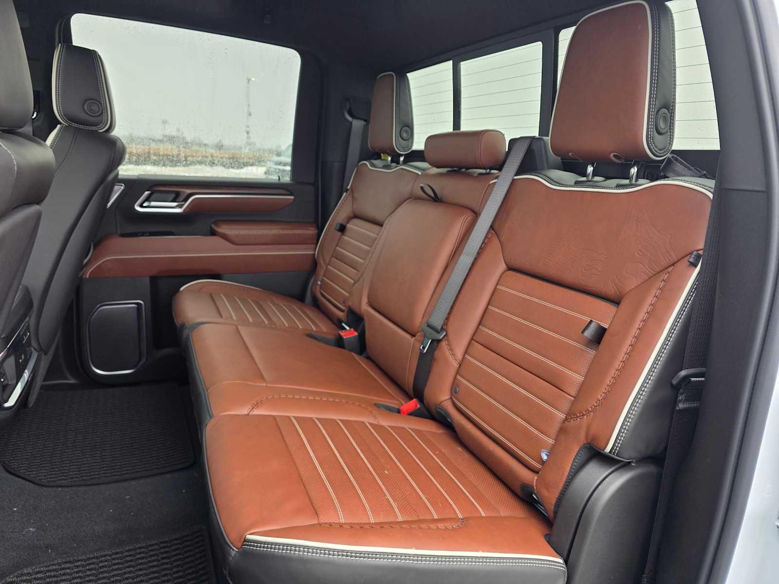 2026 GMC Sierra 3500 HD Denali Ultimate DRW