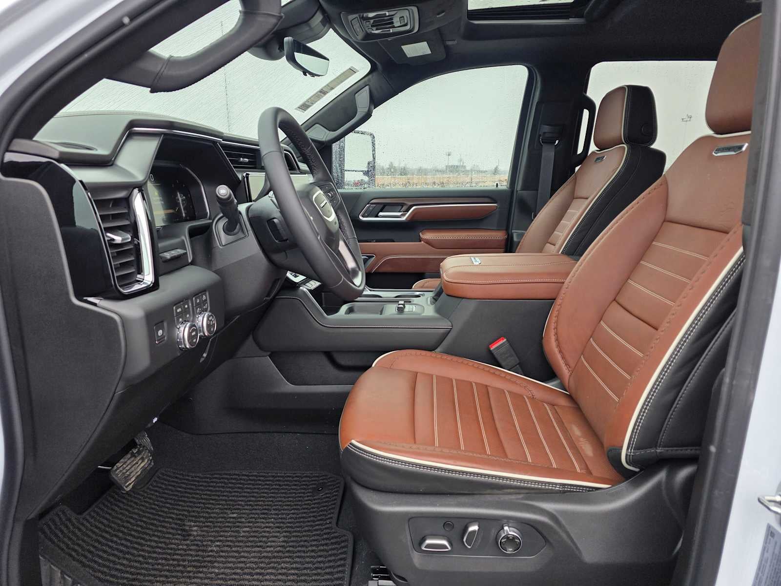2026 GMC Sierra 3500 HD Denali Ultimate DRW