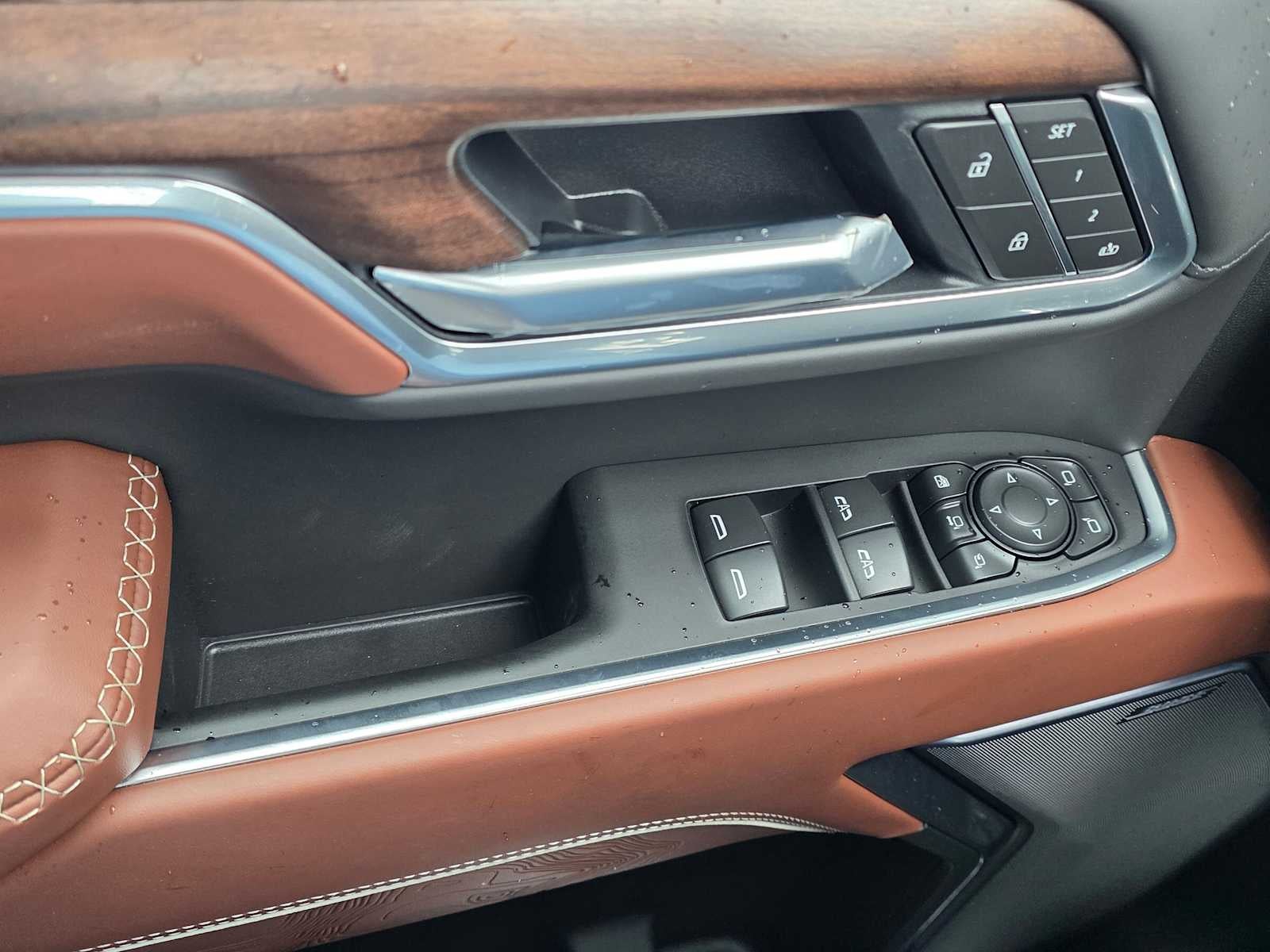 2026 GMC Sierra 3500 HD Denali Ultimate DRW