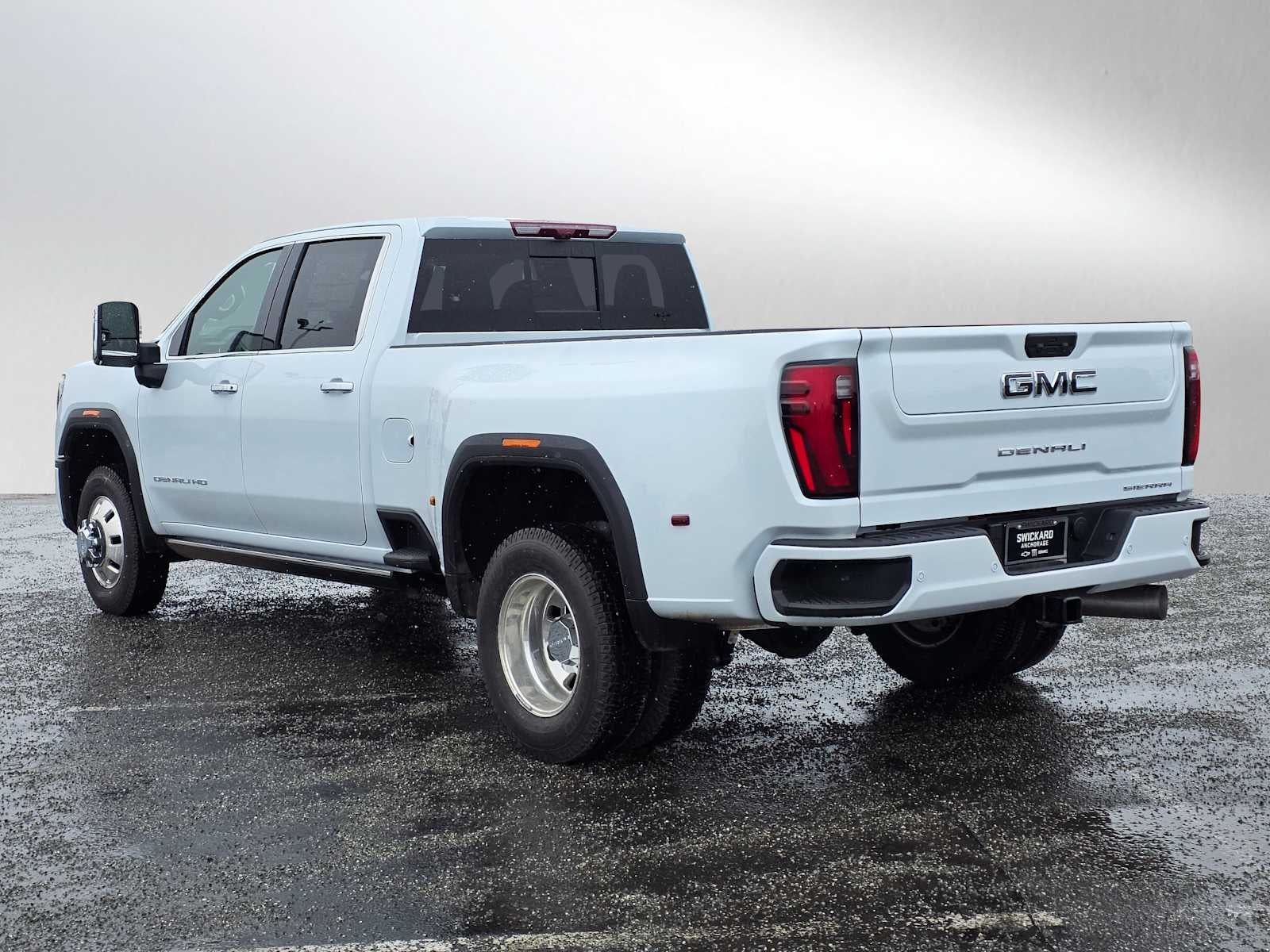2026 GMC Sierra 3500 HD Denali Ultimate DRW