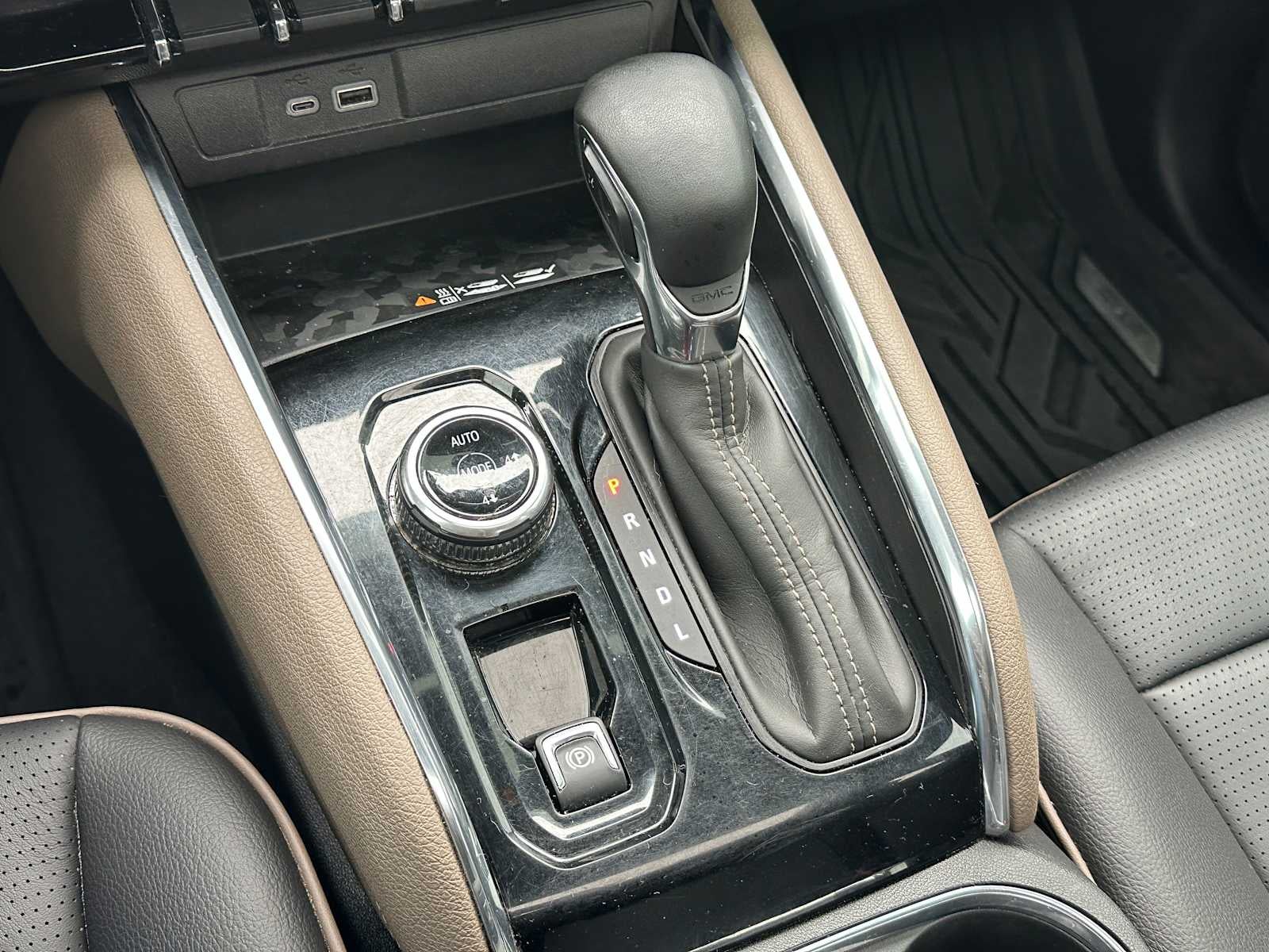 2023 GMC Canyon Denali