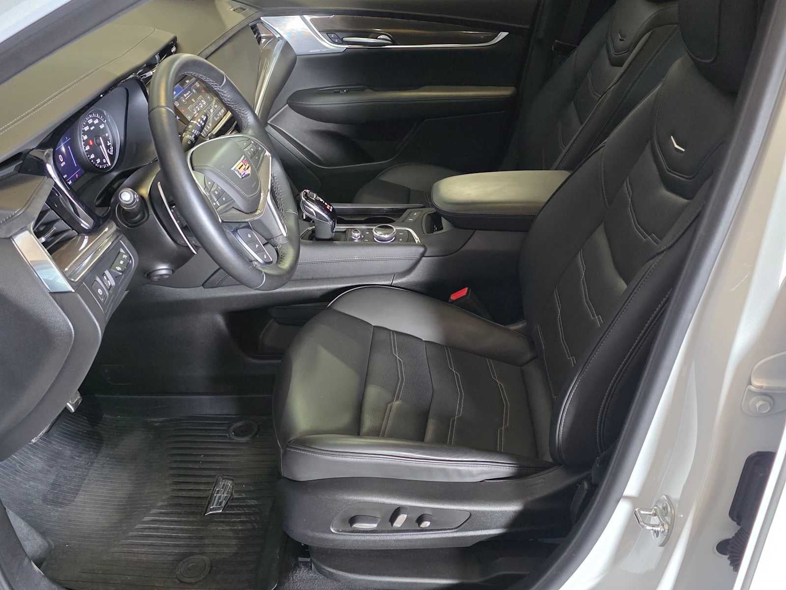 2024 Cadillac XT5 Sport