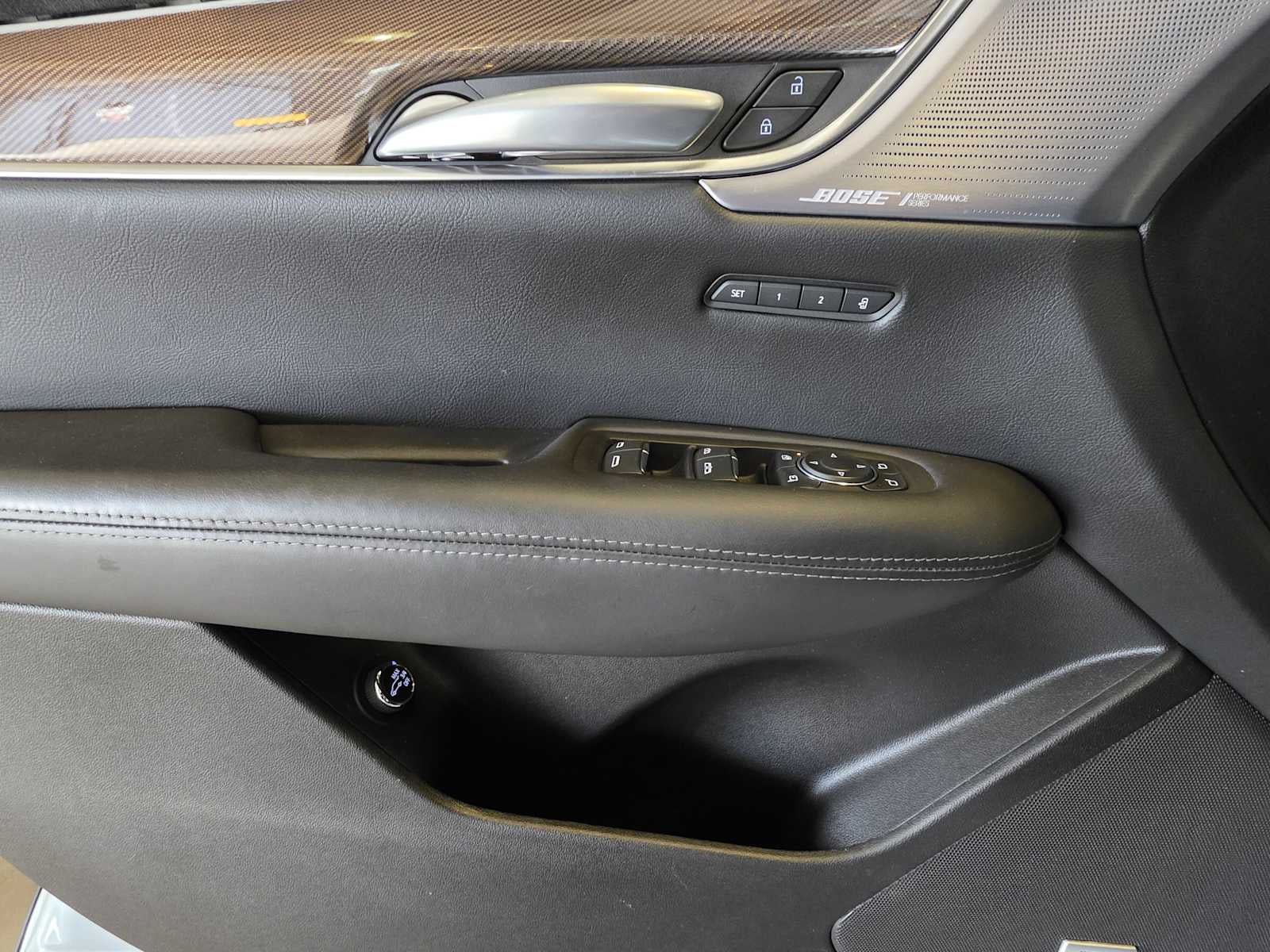2024 Cadillac XT5 Sport