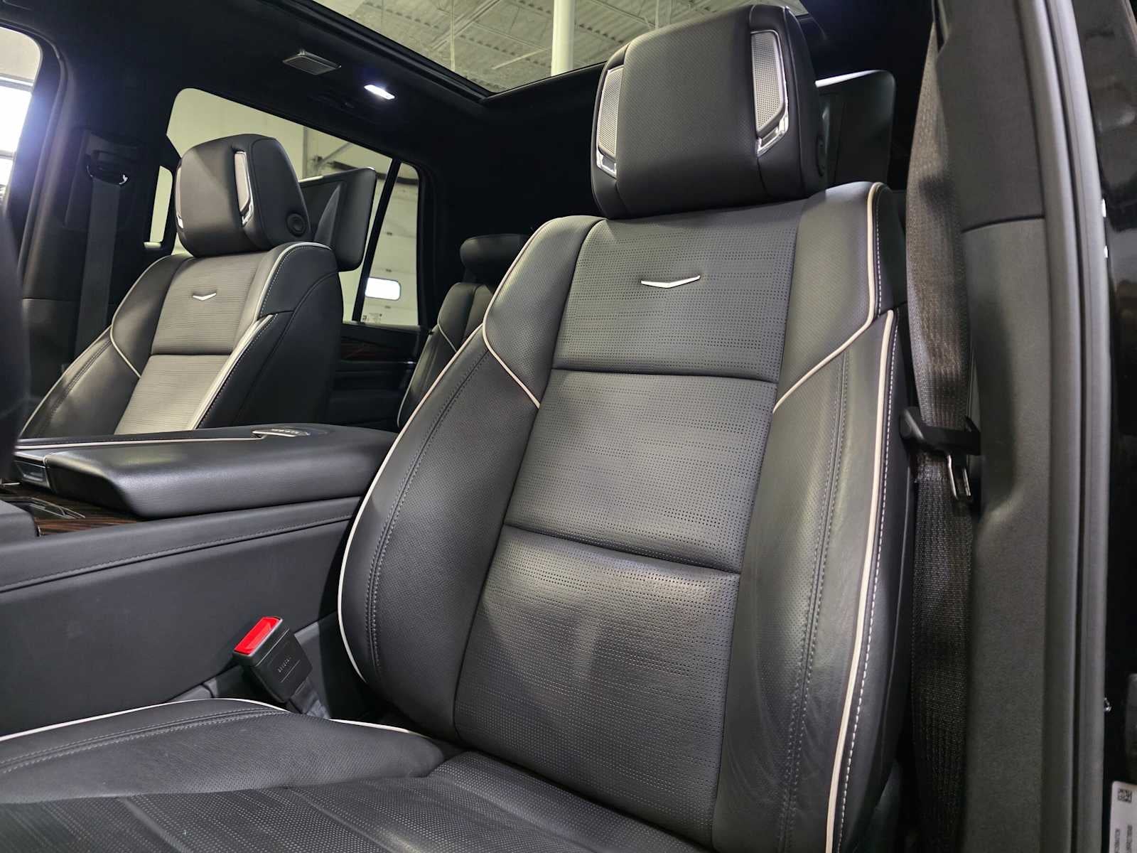 2024 Cadillac Escalade Premium Luxury