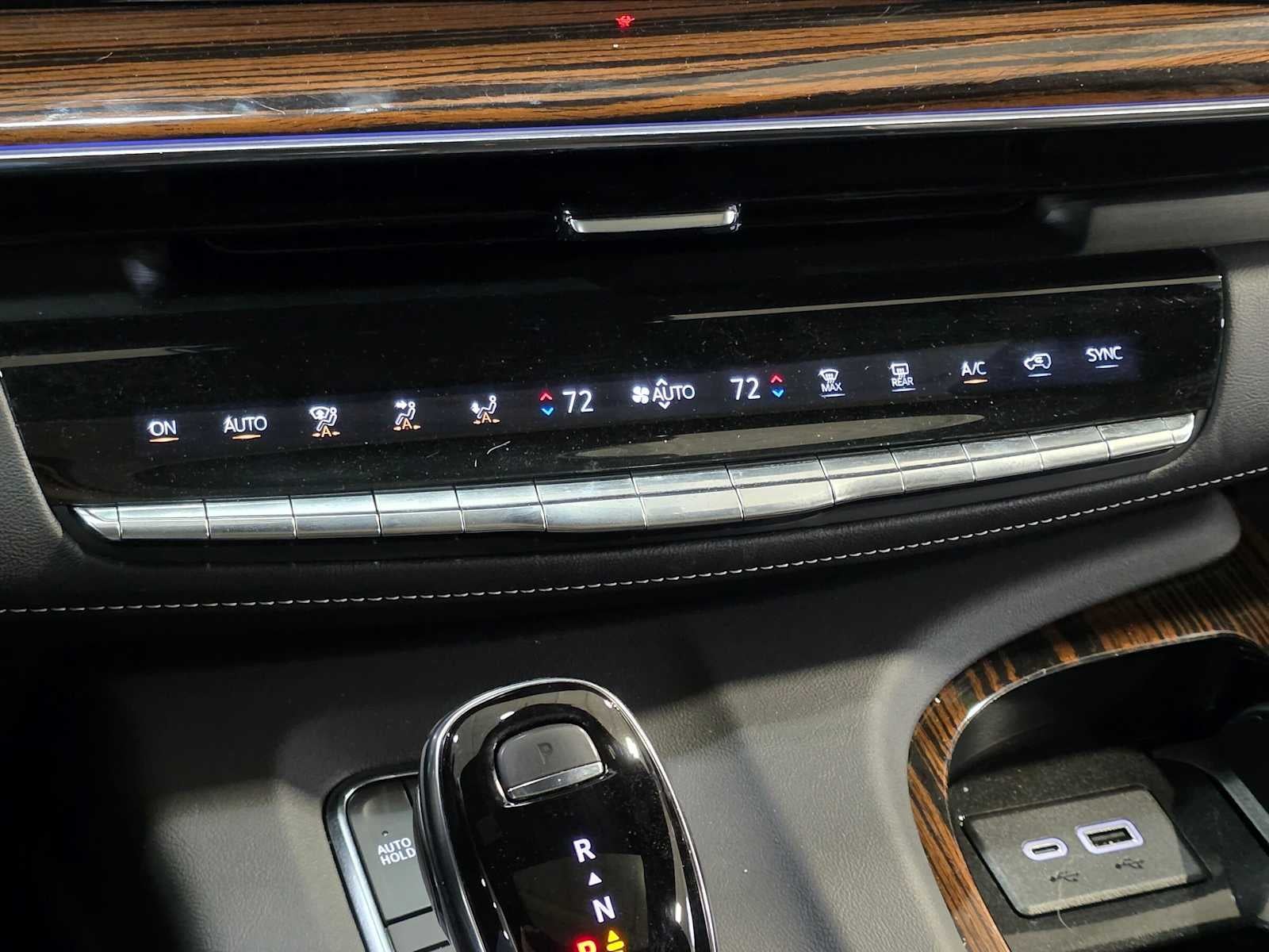 2024 Cadillac Escalade Premium Luxury