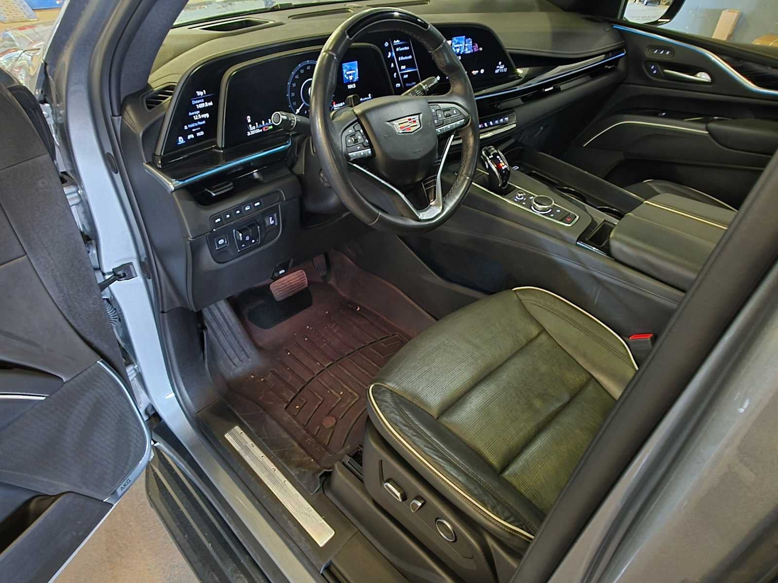 2023 Cadillac Escalade 4WD Sport
