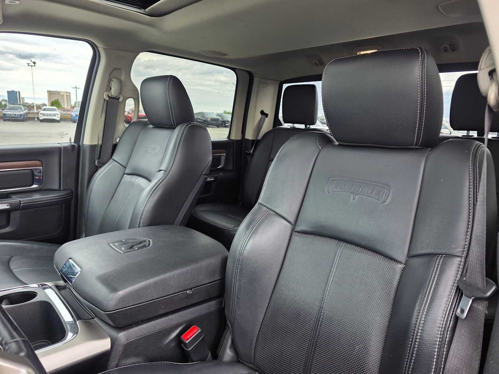 2018 RAM 2500 Laramie Crew Cab 4x4 6'4" Box