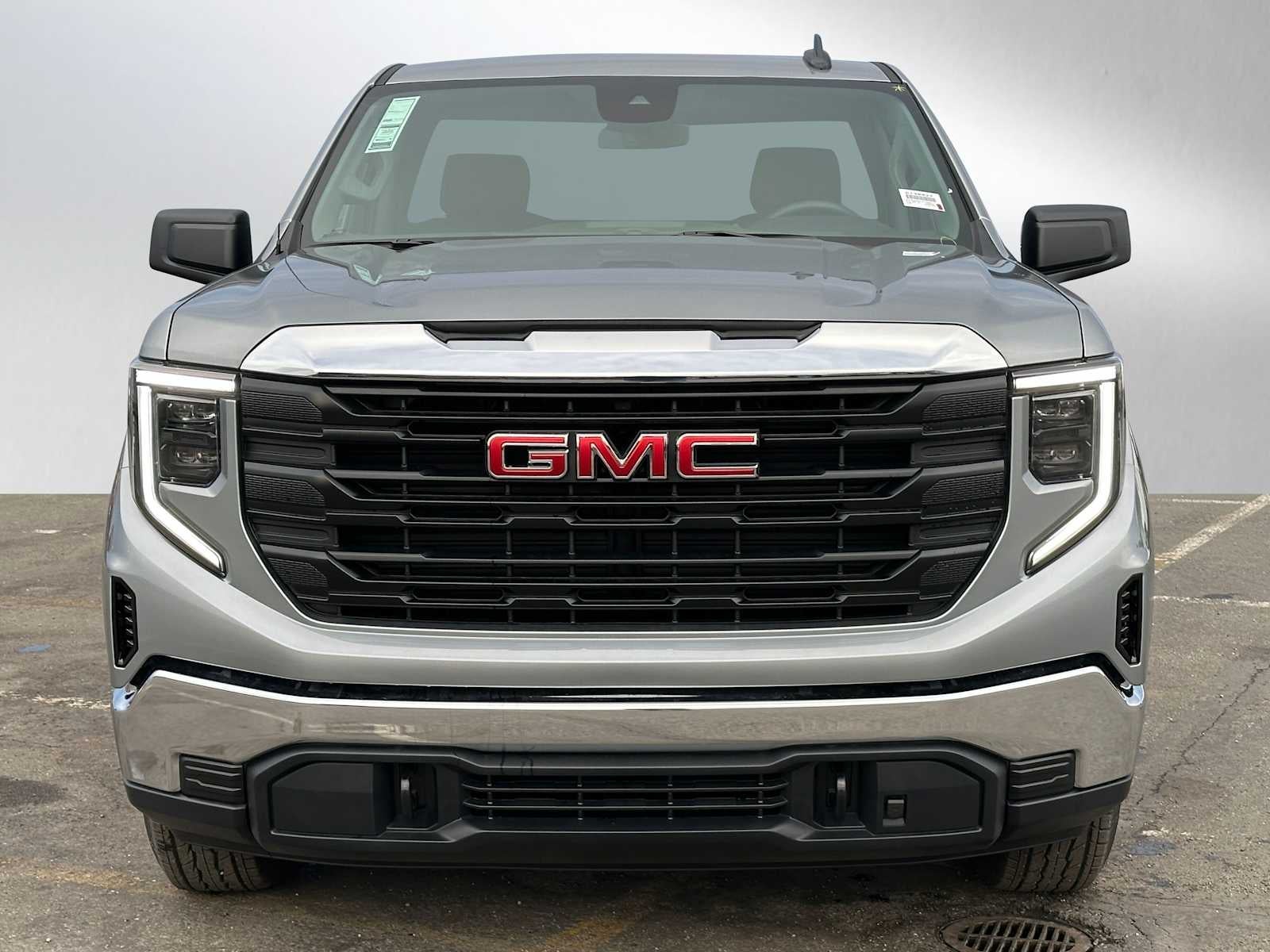 2026 GMC Sierra 1500 Pro - Photo 8