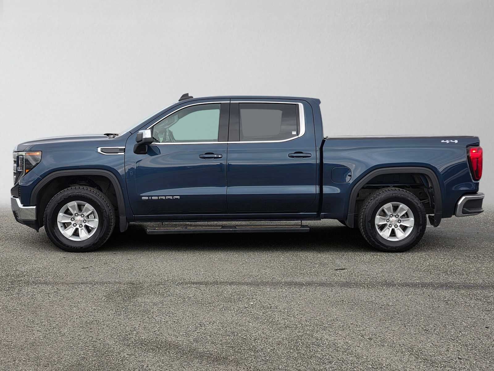 2022 GMC Sierra 1500 SLE