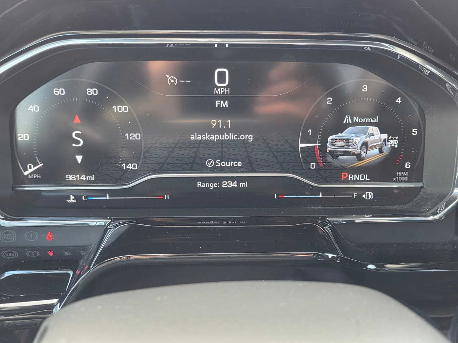 2025 GMC Sierra 1500 Elevation