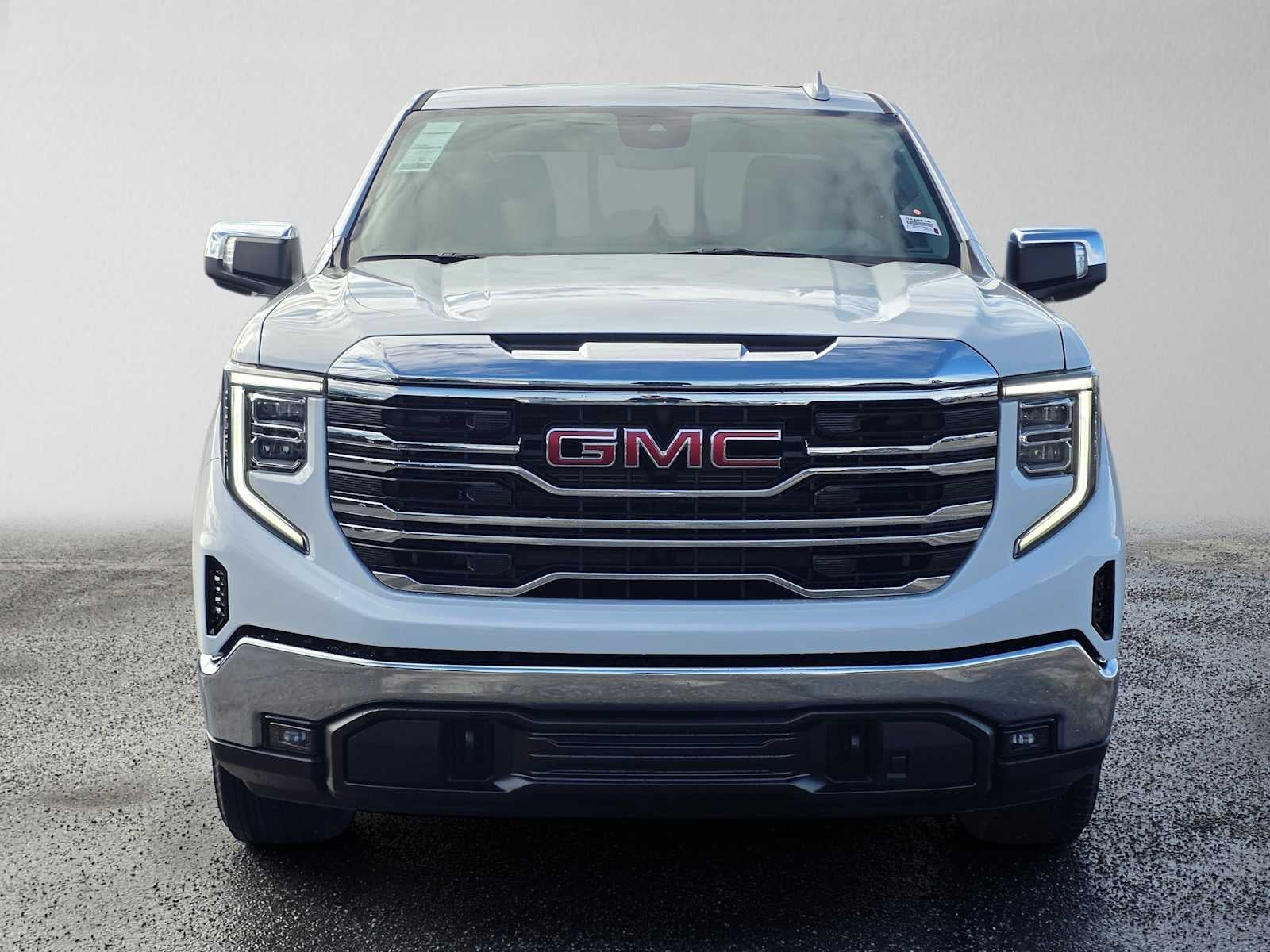 2026 GMC Sierra 1500 SLT - Photo 8