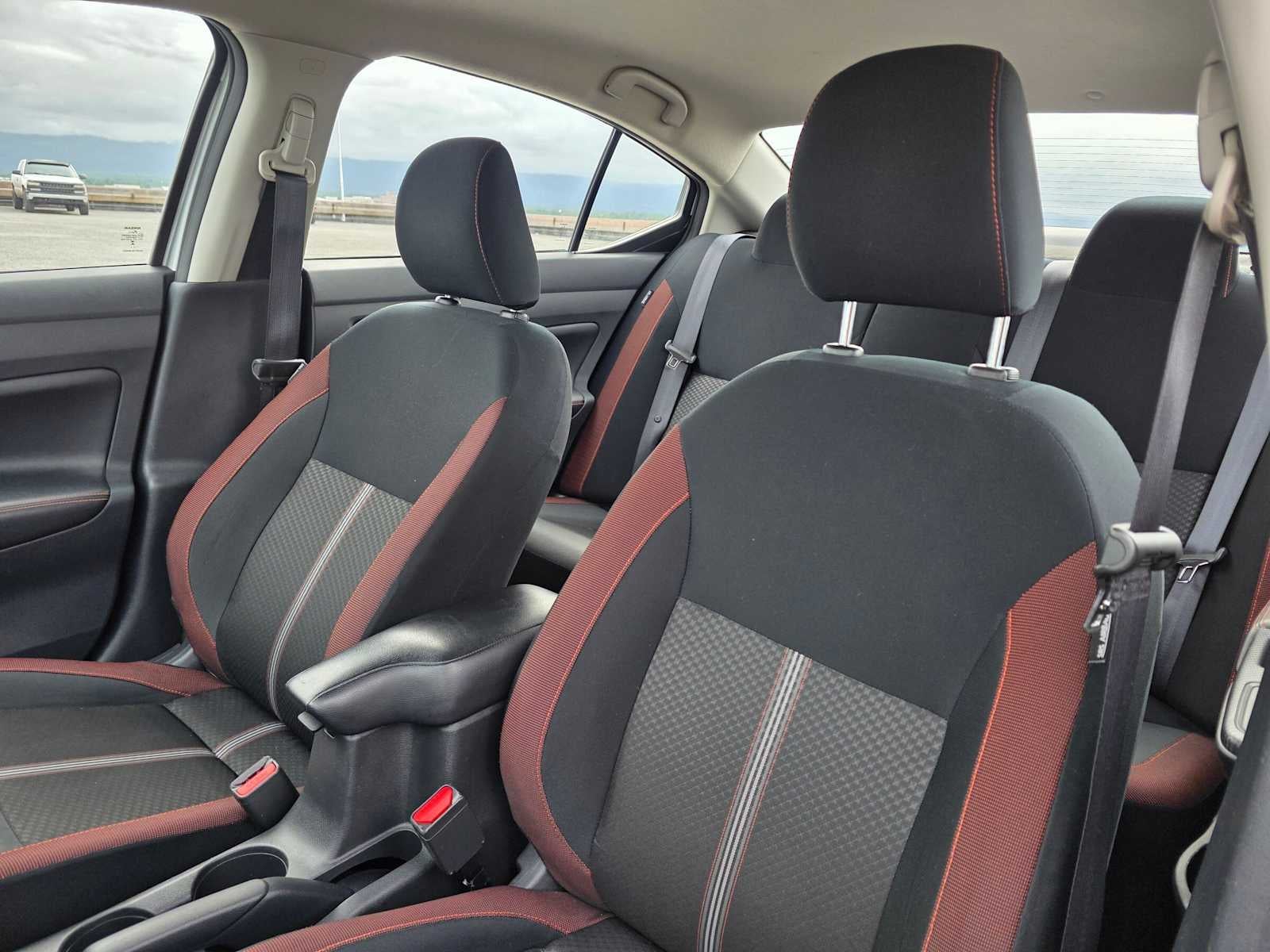 2024 Nissan Versa SR