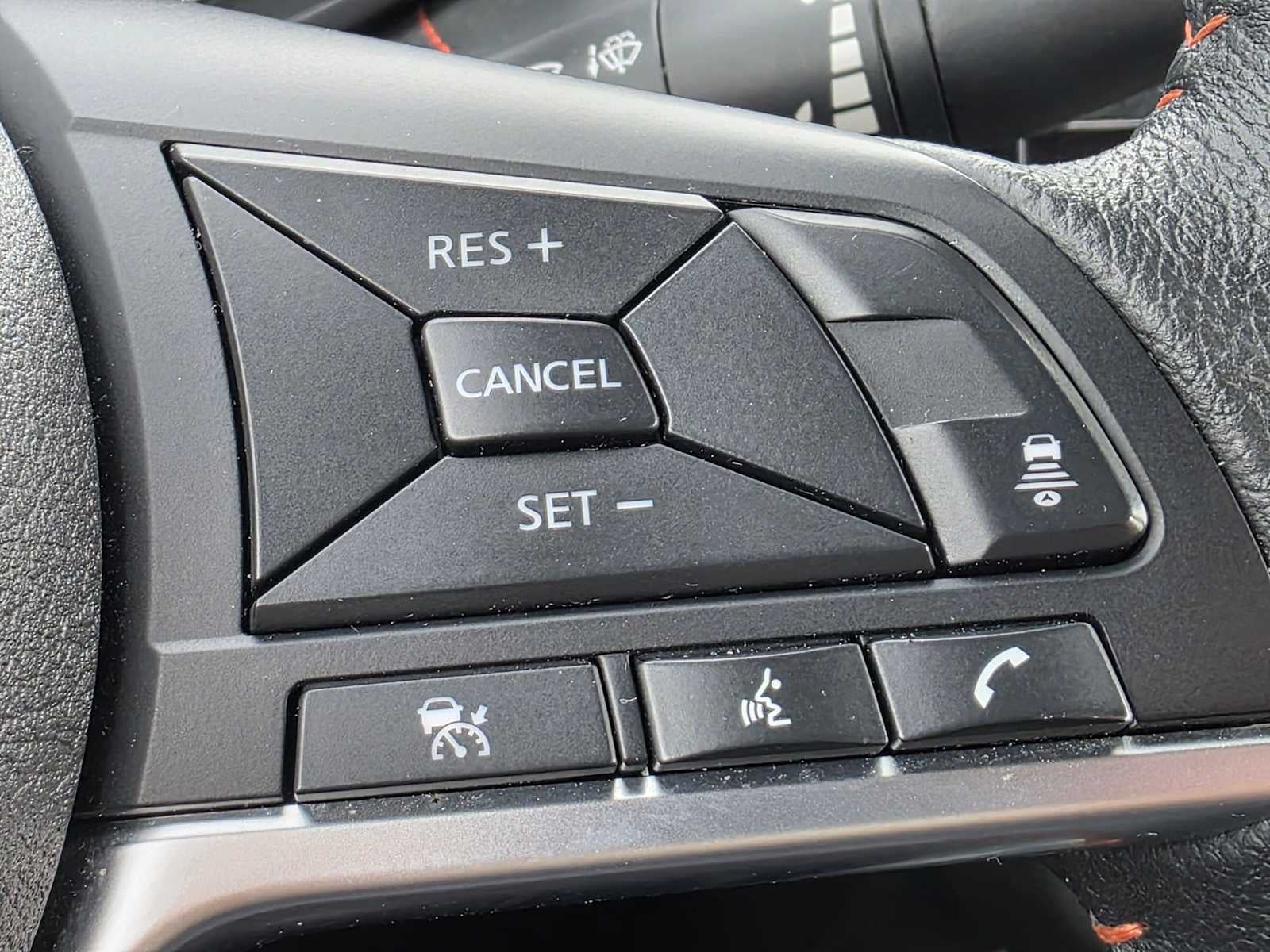 2024 Nissan Versa SR