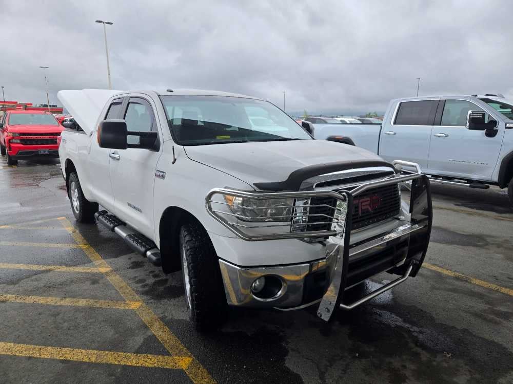 2010 Toyota Tundra 4WD Truck DB 4WD V8 5.7 SR5