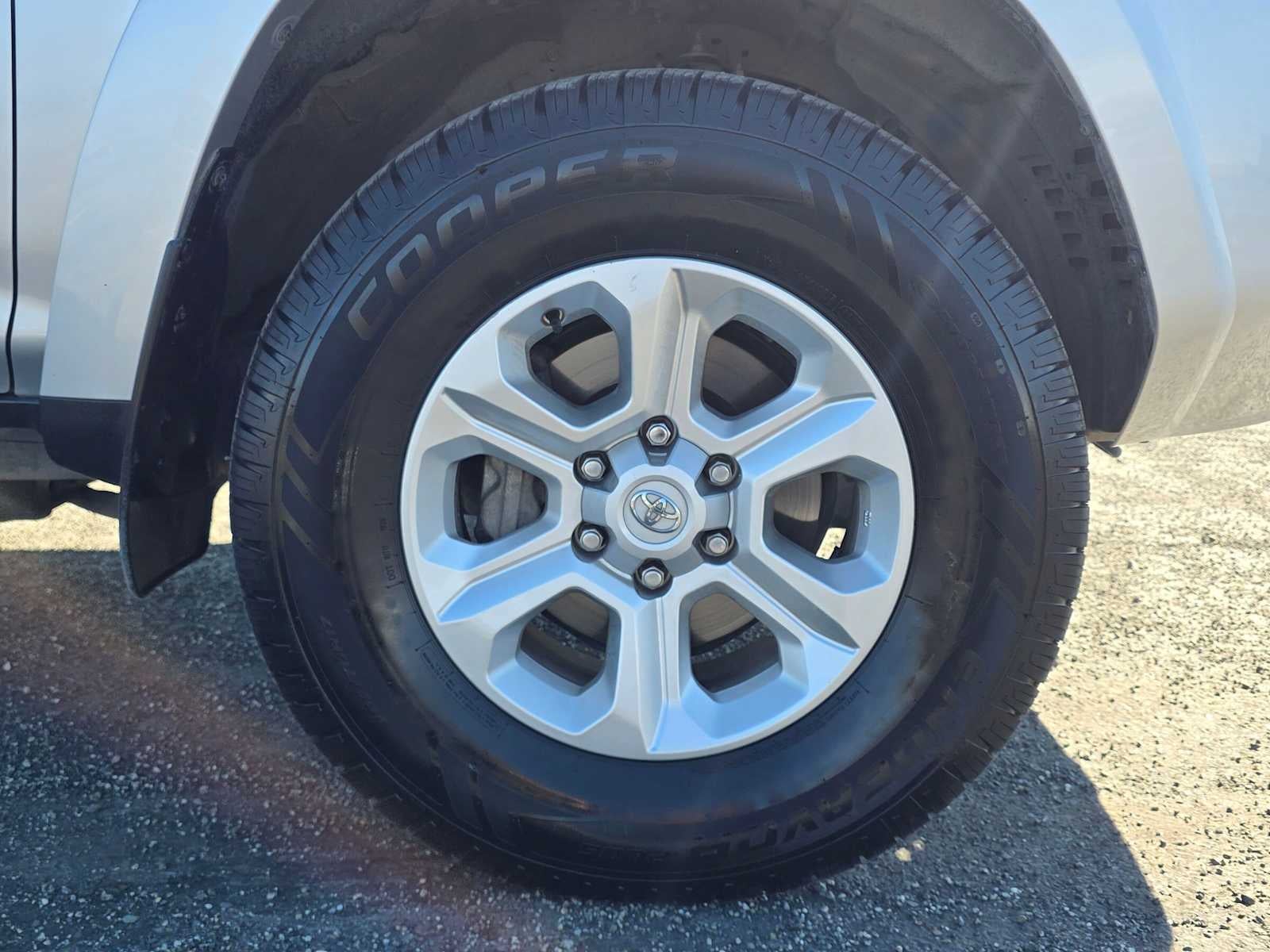 2024 Toyota 4Runner SR5